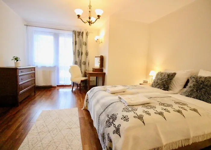 Bazatatry Wielka Krokiew アパート